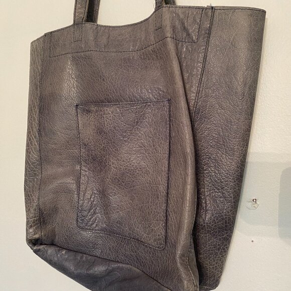 Latico Margie Shoulder Tote Bag in Blue Gray 100% Leather - Picture 4 of 7